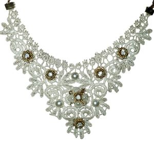 Lace Collar Necklace NWOT